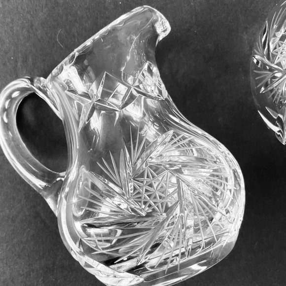 VINTAGE Fine Crystal Cream & Sugar Set Etched EUC - Picture 5 of 6